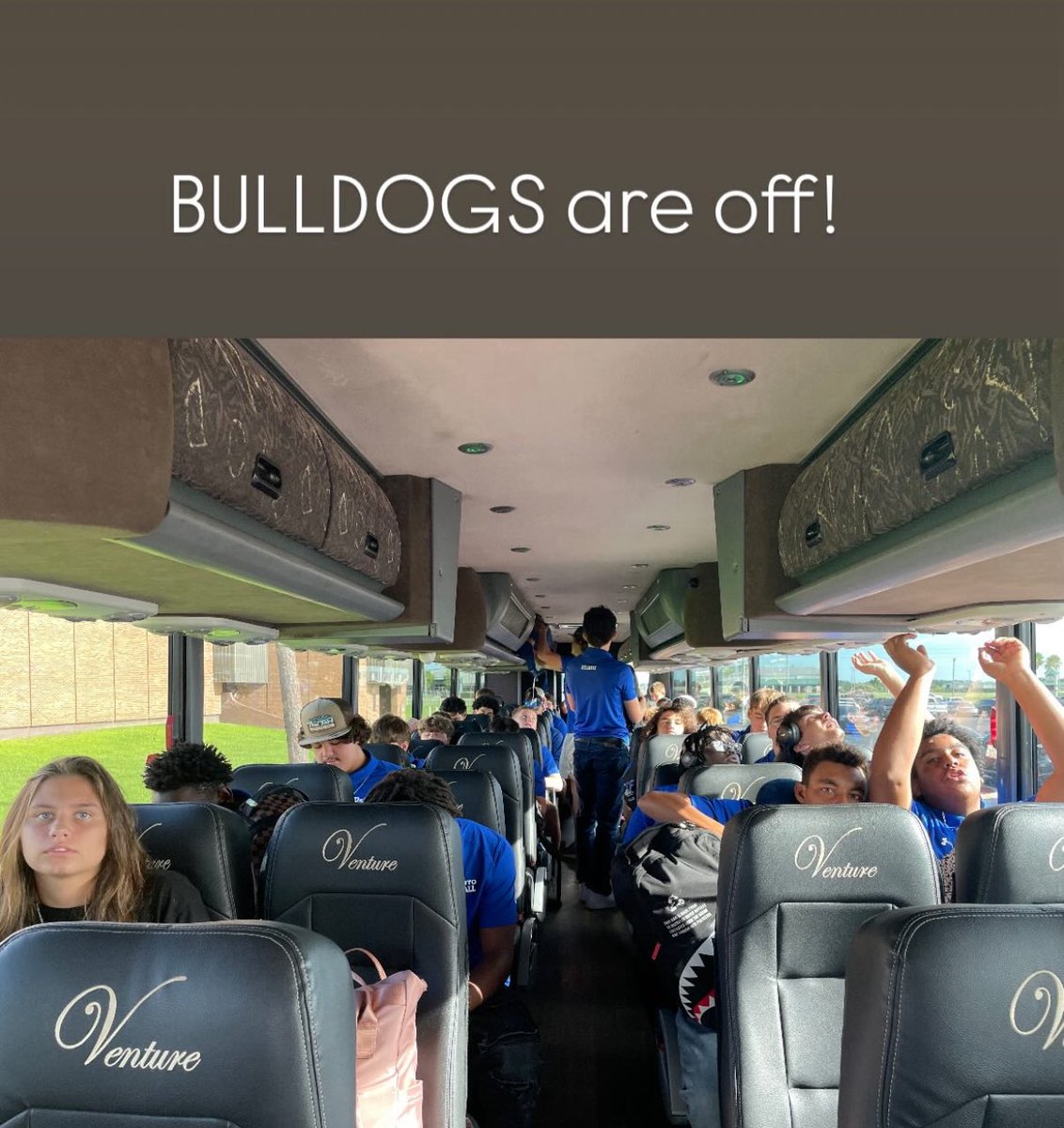 Thank you to <a href="/SEUFireFootball/">Southeastern Football</a> <a href="/coachcanales/">Coach Mike Canales</a> <a href="/coachkpope/">Khalil Pope</a> for hosting the <a href="/DeSotoCoFLFB/">DeSotoCoFLFootball</a> Bulldogs! Our experience was outstanding and 1st class🔥