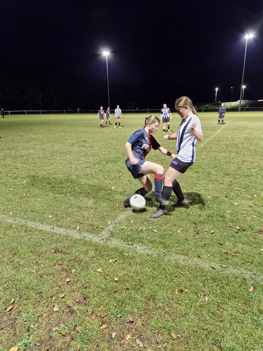ROFC1876's tweet photo. On Thurs our ROFC Ladies played @southwellcityfc Ladies in their final friendly ahead of the new season
A good battle from both teams but it was Radcliffe that came out with a 4-1 win 👏🏼
Goals - Rania, Taylor, Charlie x2 
We wish Southwell all the best for the season 🤝🏻 
🔵🔴 https://t.co/ZkegVhRVhG