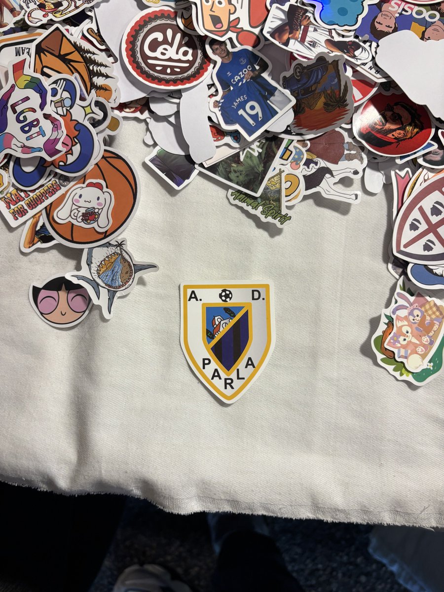 me acabo de encontrar esto en un mercadillo de tailandia, estoy a lagrimones