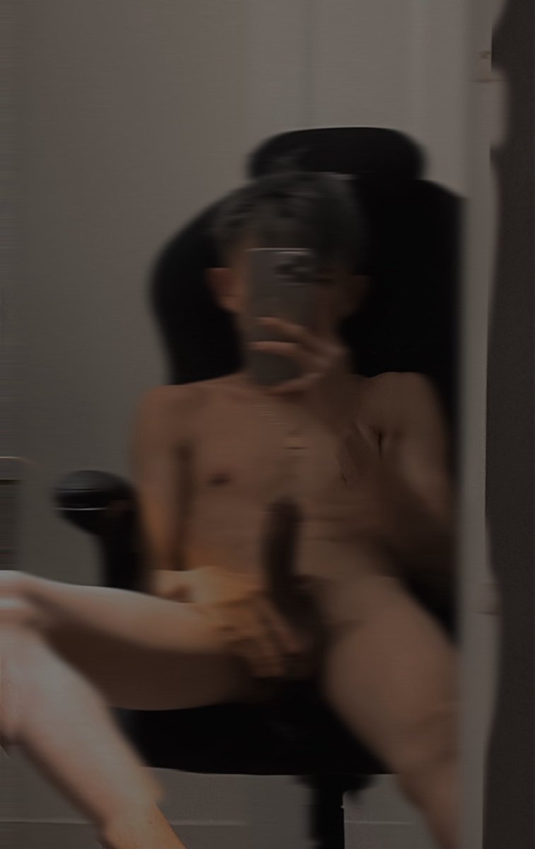 偷偷更新一下😈 不会还有人吧