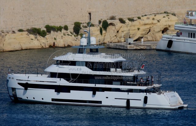 Shipguru's tweet image. #2025built #benettiyachts #motoryacht #JULES #leaving #grandharbourmalta from #GrandHarbourMarina (#GHM) - 03.09.2025  - maltashipphotos.com - NO PHOTOS can be used or manipulated without our permission @YachtingMag @ybw @YachtspotterCom @yachtingmonthly @GrandHMarina