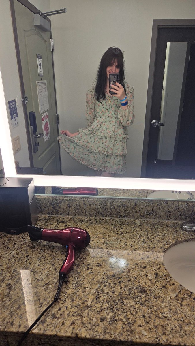 Went 3-2 could've definitely played better but its all good! Looked cute today thats what matters