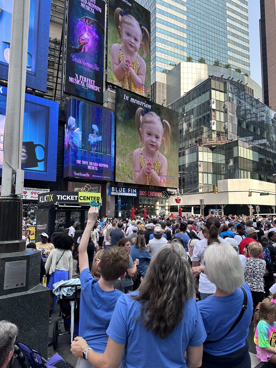 Charlee was on the big screen in Times Square for the NDSS Buddy Walk in New York city this morning. I miss you sweet Charlee... 💙💛💔

#downsyndrome #TheLuckyFew #CharleesOrchard #CharleesAngels