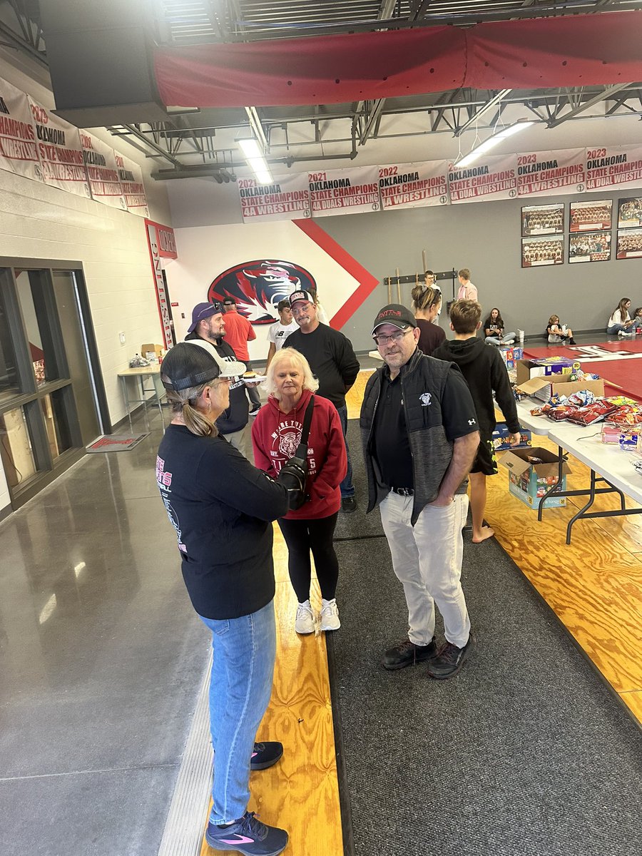 Tuttle Wrestling tweet media