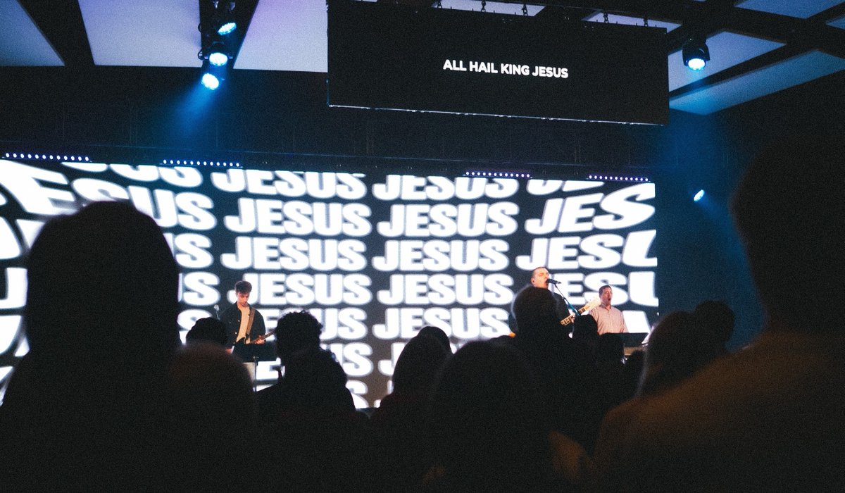 You are invited to join us tomorrow for one of our Sunday gatherings at 9 or 11! brookside.org/live