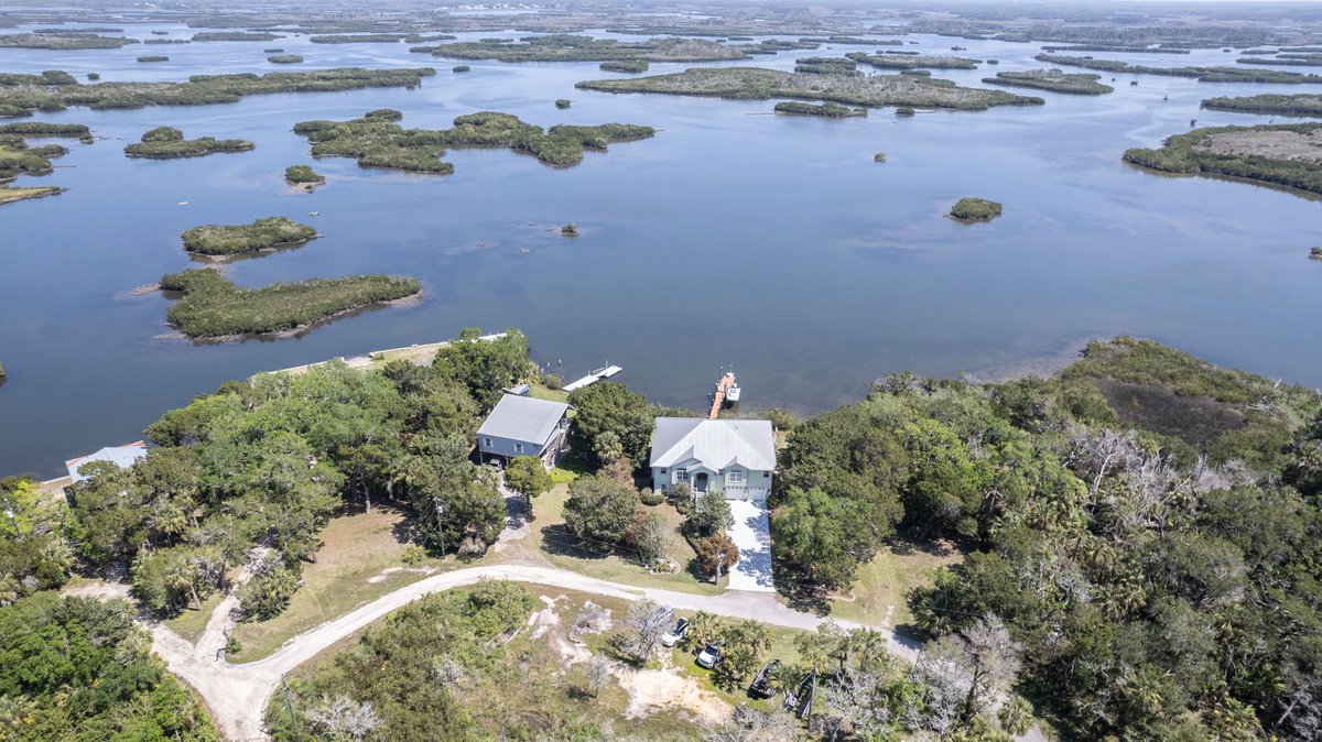Gulf Coast Getaways tweet media