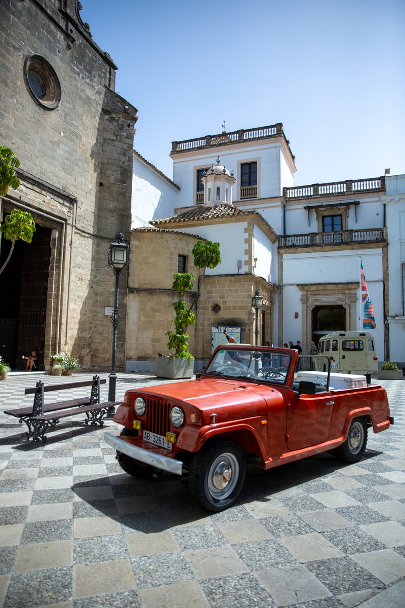 Gracias a todos los que pasasteis por nuestro stand, estupendamente atendidos por Celia y Jose M. en De Copa en Copa en los Claustros de StºDomingo
Tb a la organización por hacerlo posible y a todos los que disfrutasteis con nosotros de los vinos

#DiezMérito #DeCopaEnCopa #Jerez