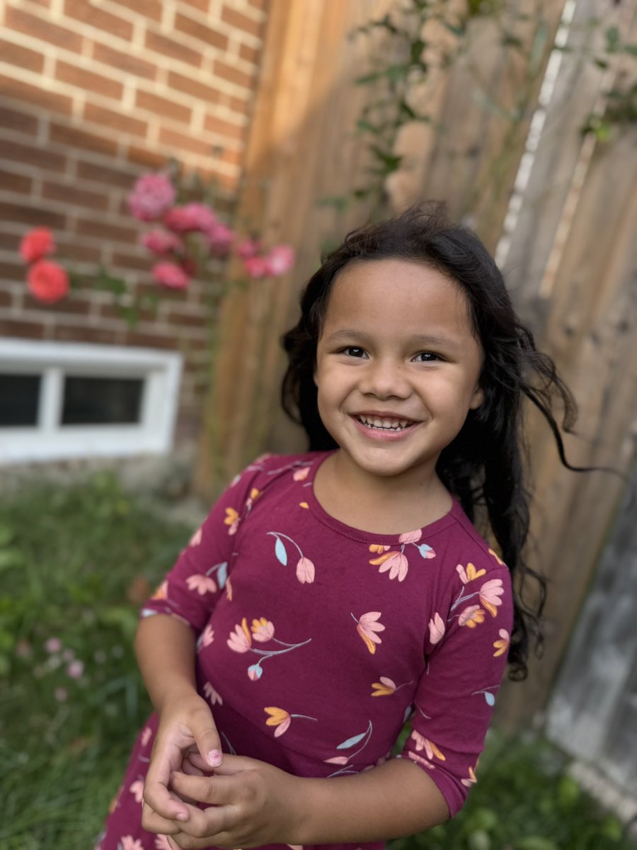 momoffscript's tweet photo. Absorbing that βIβm too grown for you, Momβ phase π₯Ί
It did NOT take long for her to adjust to kindergarten π₯²
Next week, we are testing the school bus π
#momcreators #ugccommunity #toddlersugc https://t.co/738GEISuH2
