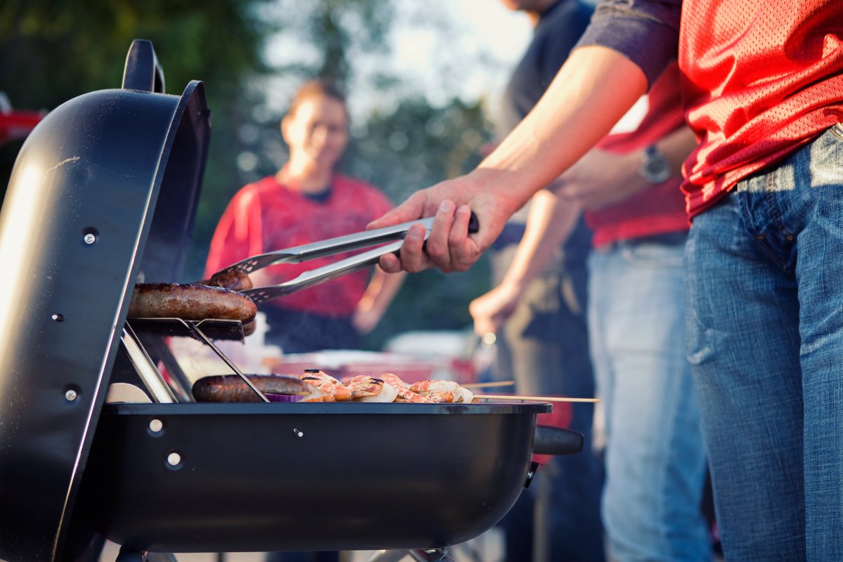Sep 6: 🏈🔥🍔 National Tailgating Day is here! Fire up the grill, wear your team colors, and show off your tailgate spread. Who brings the sides and tunes? Share your setup. #NationalTailgatingDay #GameDay