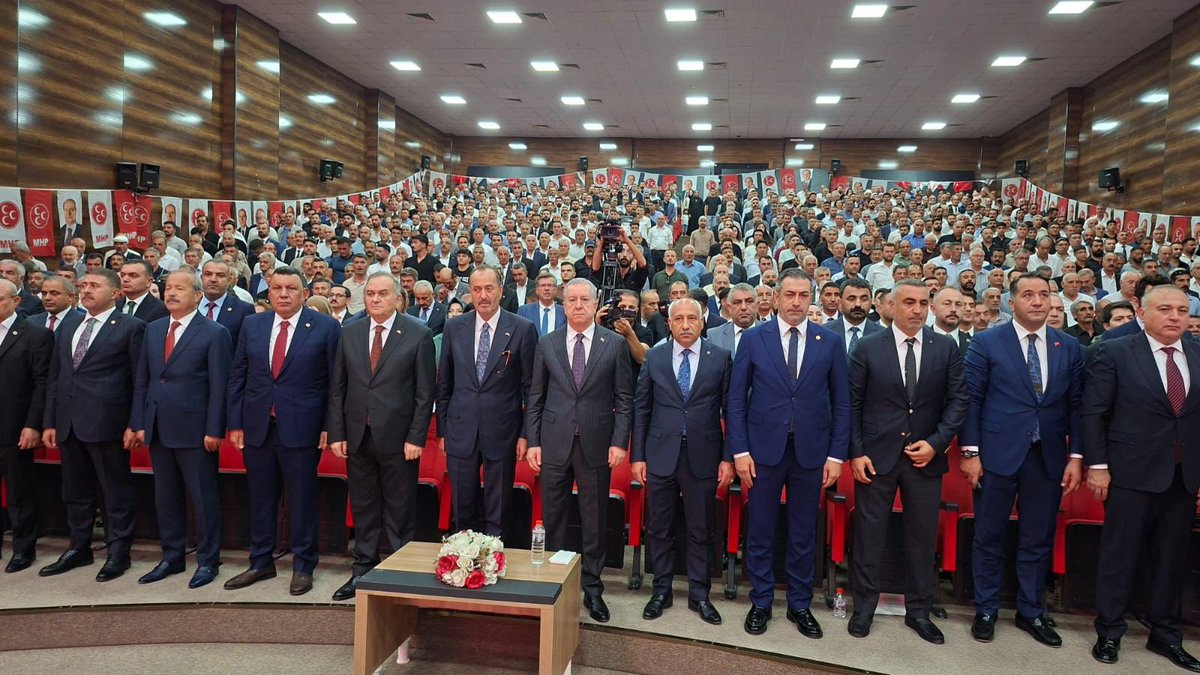 MHP_Bilgi's tweet photo. “Asırlık Birlik Sonsuz Kardeşlik, Terörsüz Türkiye, Milli Birlik ve Dayanışma Buluşmaları”

Van https://t.co/JZ9Ncv2Q18