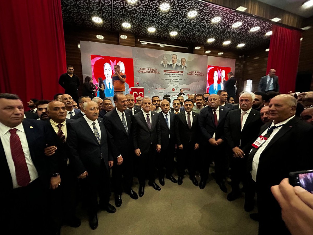 MHP_Bilgi's tweet photo. “Asırlık Birlik Sonsuz Kardeşlik, Terörsüz Türkiye, Milli Birlik ve Dayanışma Buluşmaları”

Van https://t.co/JZ9Ncv2Q18