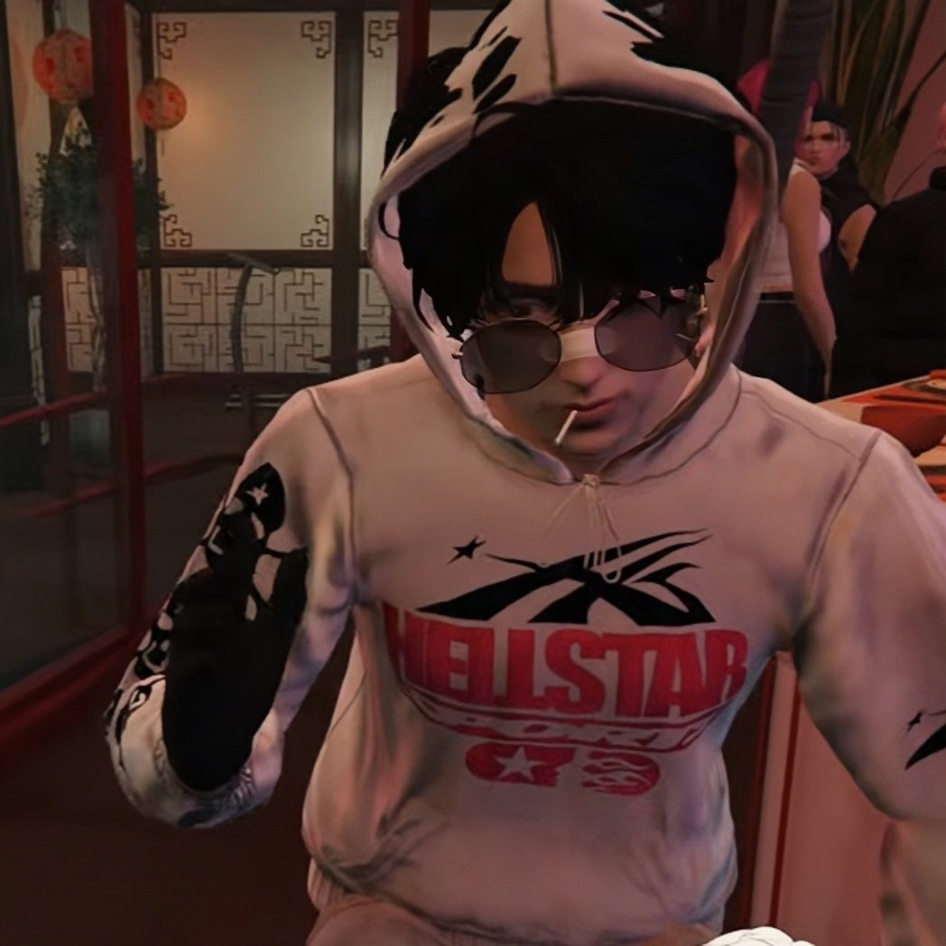 he's hyung?? 😯😯