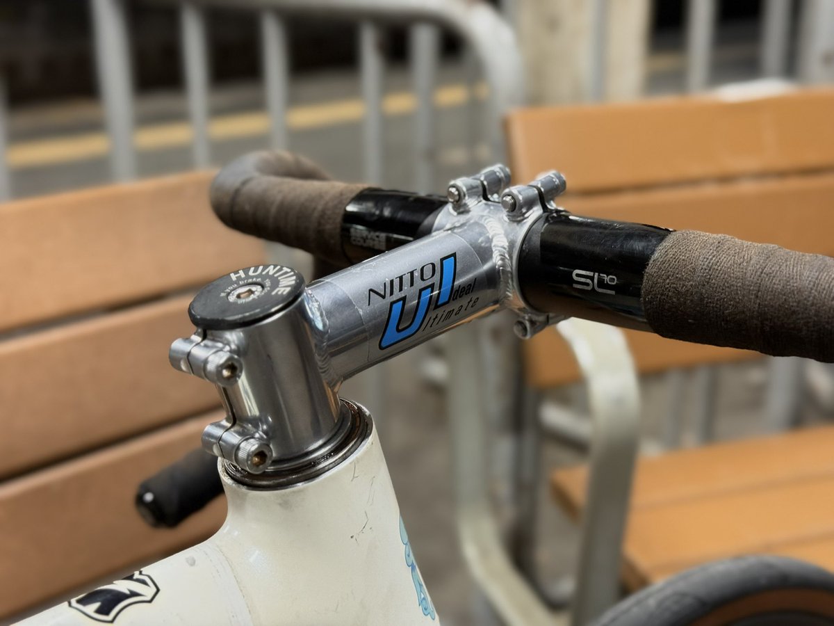 あいせぶーん tweet media