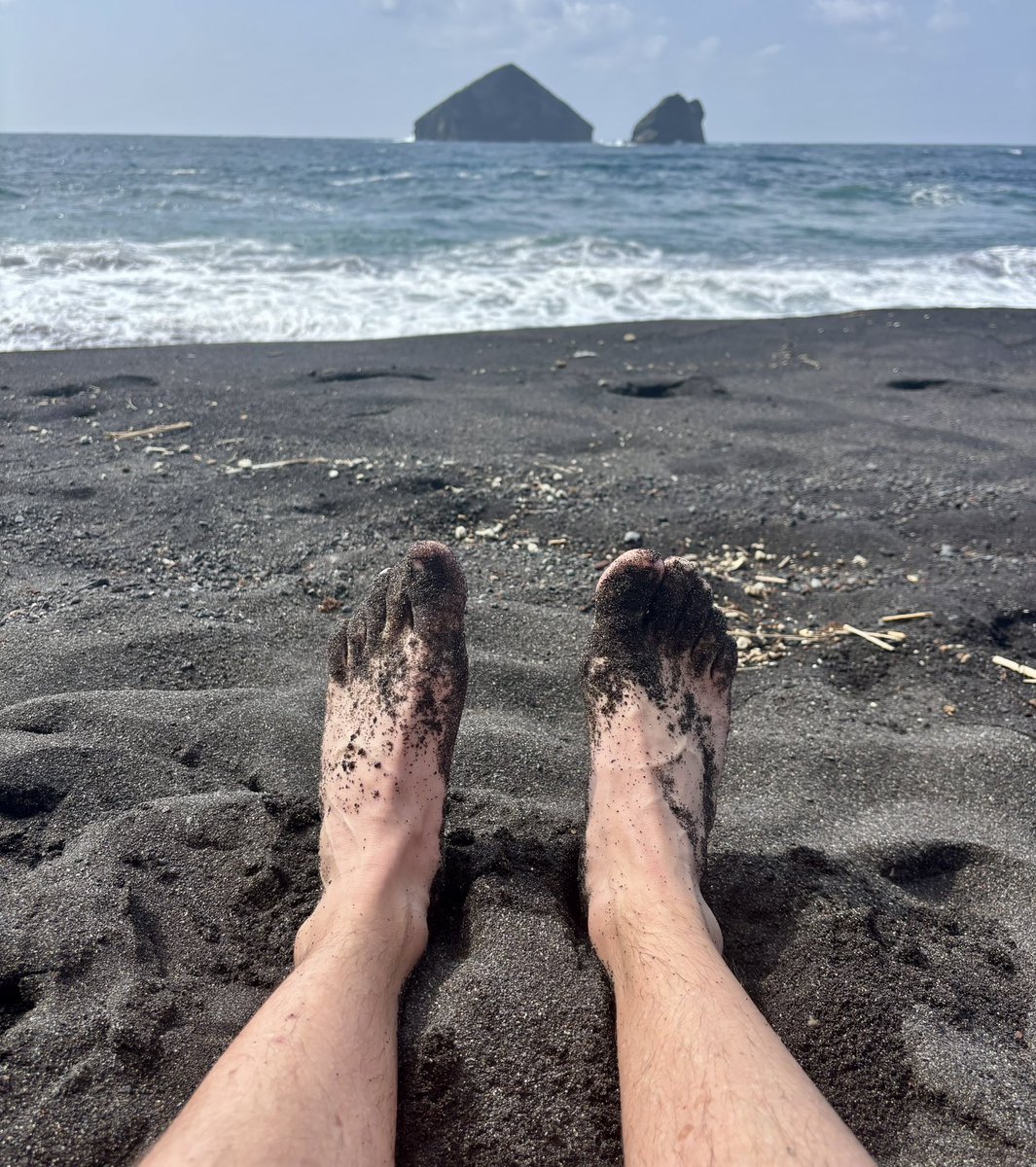 Black volcanic sand just hits different 🌋