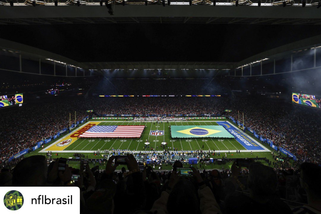 Game 1 ✔️ 

Fantastic week in São Paulo with both the Kansas City Chiefs and LA Chargers 🏈🇺🇸

Huge thank you to our Brazilian crew for their hard work and dedication this week 💪🙌👏

#nfl #americanfootball #chiefs #chargers #internationalnfl #saopaulo #physio #sport #massage
