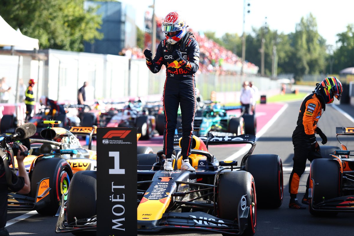 F1's tweet photo. Celebrating a special lap in parc ferme 🤩

💪 @Max33Verstappen 

#F1 #ItalianGP https://t.co/SO60W0ergO