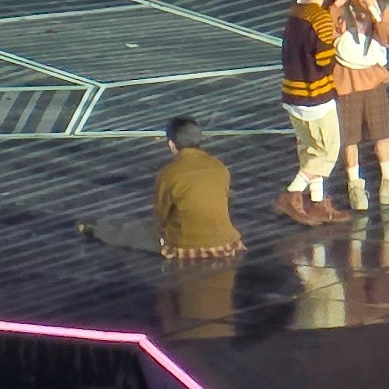 i cannot unsee 😭😭😭😭😭😭