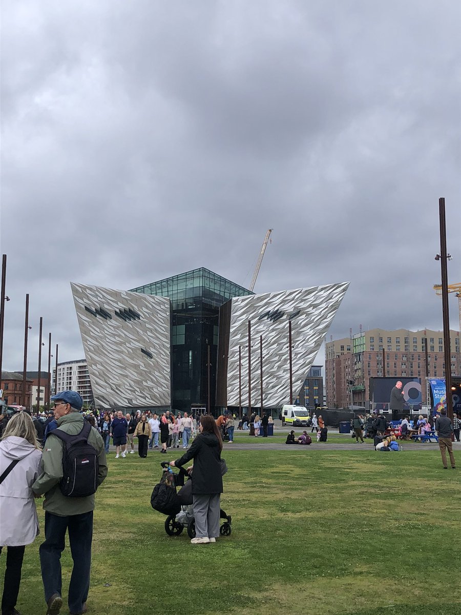 Spent today at the #belfastmaritimefestival on <a href="/MaritimeMile/">maritimemile</a> with brilliant food, events &amp; of course Belfast’s amazing maritime history &amp; heritage. A huge thanks to <a href="/MaritimeBelfast/">Maritime Belfast Trust</a> for all their hard work as well as <a href="/belfastcc/">Belfast City Council</a> &amp; other supporters.