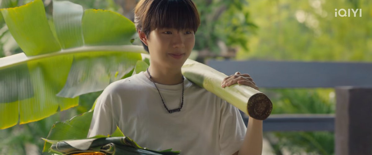 flowerknows614's tweet image. กรุจะบ้าาาา เขมแบกกล้วยจริง ๆ แต่แบกหยวกกล้วย 5655555555555555555555

Khemjira The Series EP5
#เขมจิราต้องรอดEP5