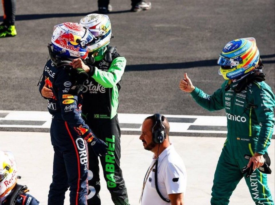 Nanosecso's tweet image. Colegueo máximo. 🐐🐐🐐