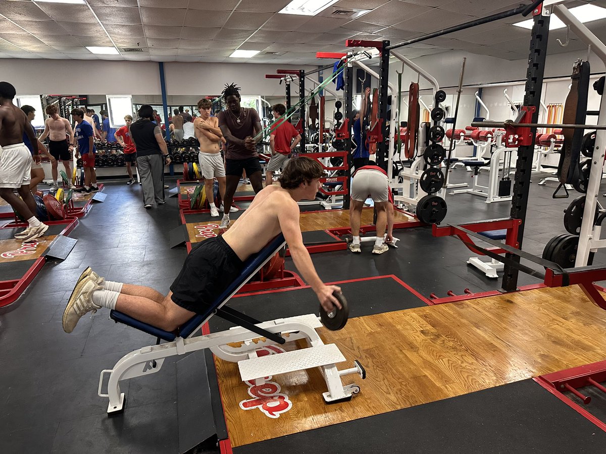 ☑️ Preseason Week 1
📈 Getting better everyday 
🗓️ 5 weeks from practice
🏀 9 weeks till tip-off 

‘Success is the sum of small efforts, repeated day in and day out’

#PrepFamily