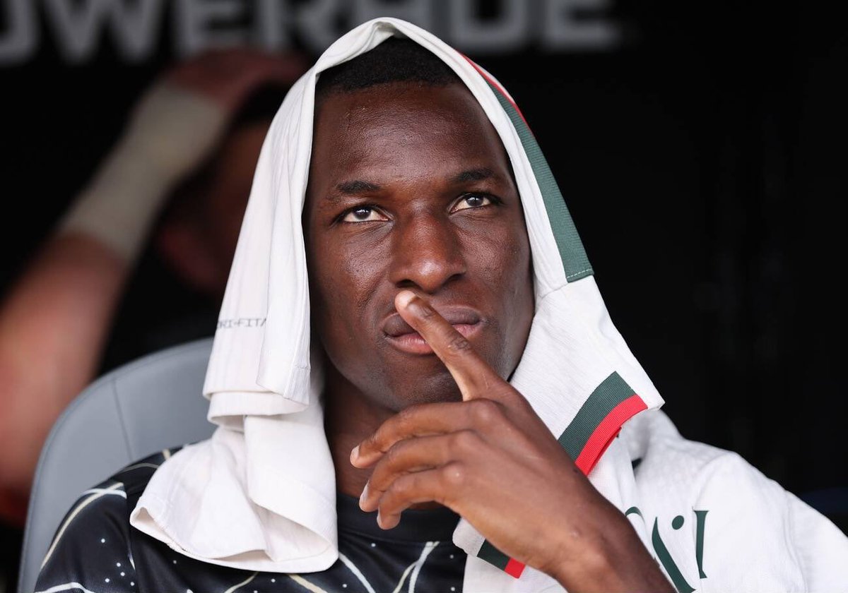 🚨 جاكسون عن مواجهة تشيلسي في دوري الأبطال: "هذه هي كرة القدم، سيكون الأمر مثيرًا! لكن بمجرد أن تُطلق صافرة البداية، سأبذل كل ما لدي من أجل بايرن. إنها أيضًا فرصة رائعة لأُظهر من أنا وكم تطورت."