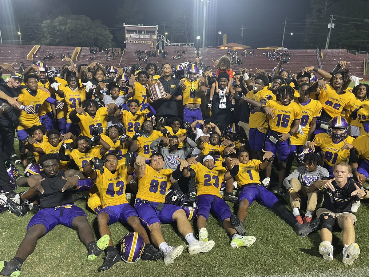 Hattiesburg High School Football (@burgbuiltfb) on Twitter photo Great team win last night for the Brown Jug!! Go Tigers!! #BurgBuilt™️ Great team win last night for the Brown Jug!! Go Tigers!! #BurgBuilt™️