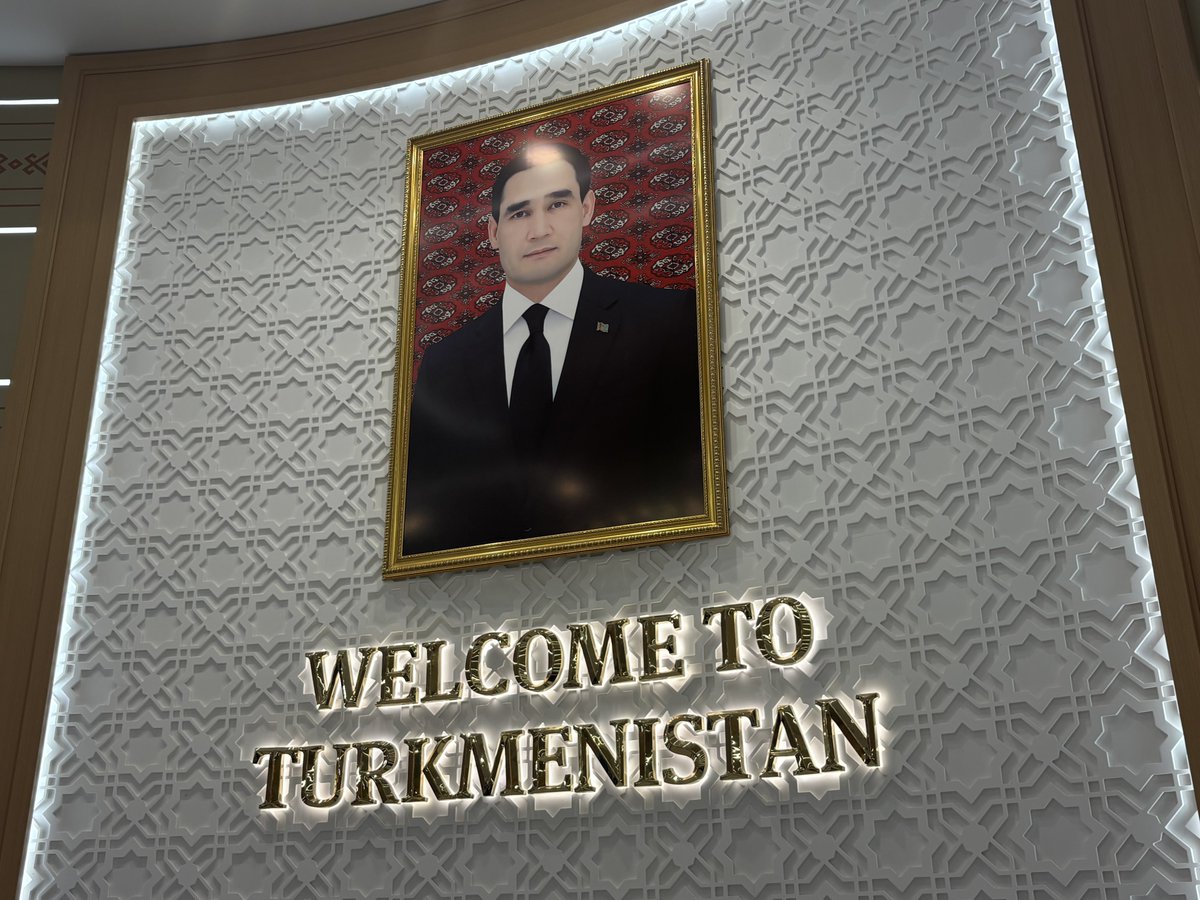 行くよな、万博