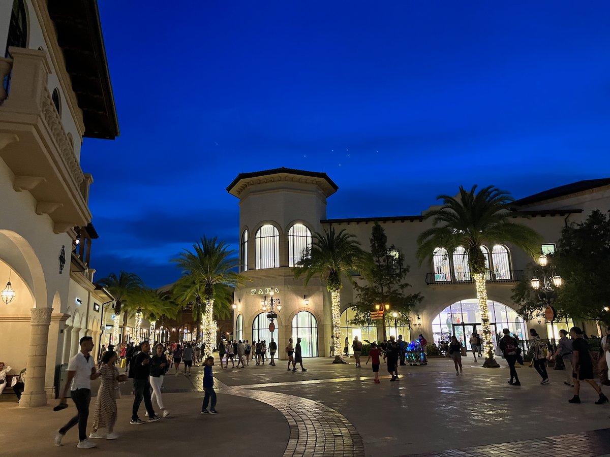 Modlifeisgood's tweet image. Load more new guides getting added to Modern Life Is Good, both #universalorlando and #waltdisneyworld. Here is our updated Disney Springs Guide modernlifeisgood.com/2025/09/06/gui… #disneysprings #wdw #disneyvacation