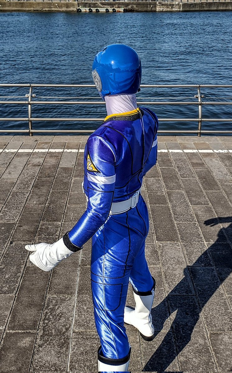 MorpherMig7296's tweet photo. 🌊
#激走戦隊
#ブルーレーサー
#カーレンジャー
#パワーレンジャー
#PowerRangers
#パワーレンジャーターボ
#PowerRangersTurbo
#Blueranger
#コスプレ
#cosplay
#ココフリ
#COCOFURI
#象の鼻パーク
#スーパー戦隊50周年 https://t.co/RhPQrlgCTu