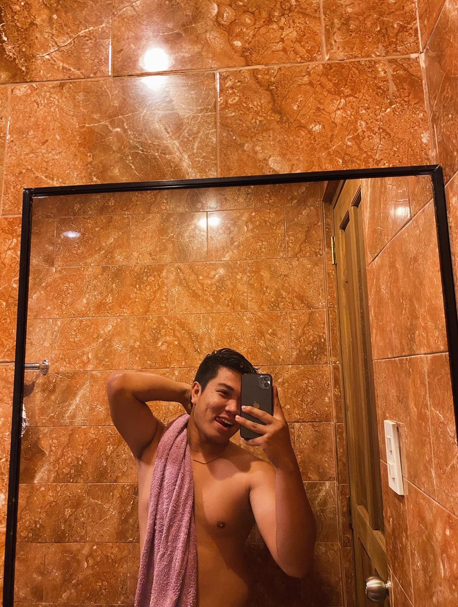 itsMejAyDump tweet media