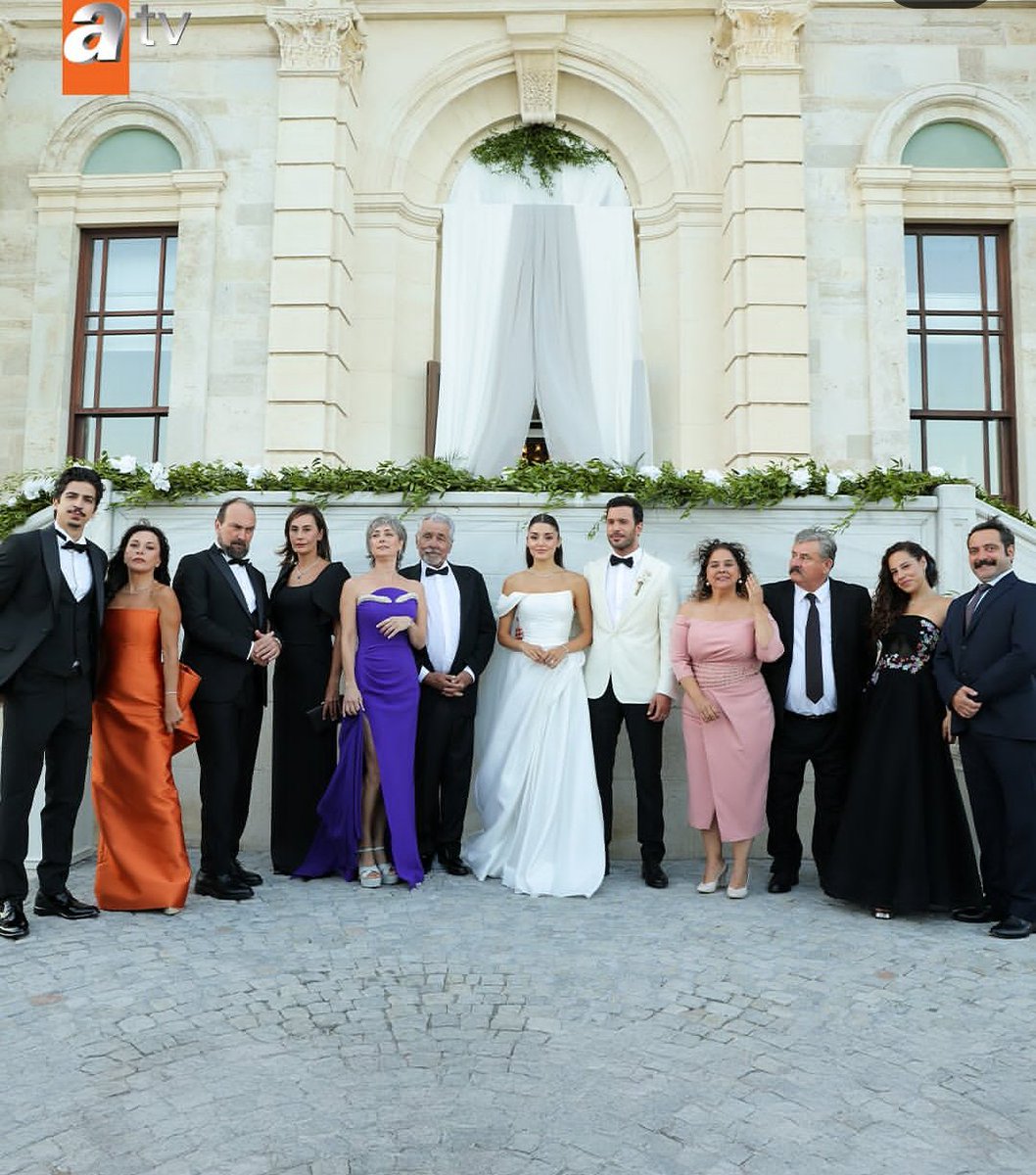 hande erçel ˚˖𓍢ִ໋🦢˚ (@handebuzz28029) on Twitter photo 