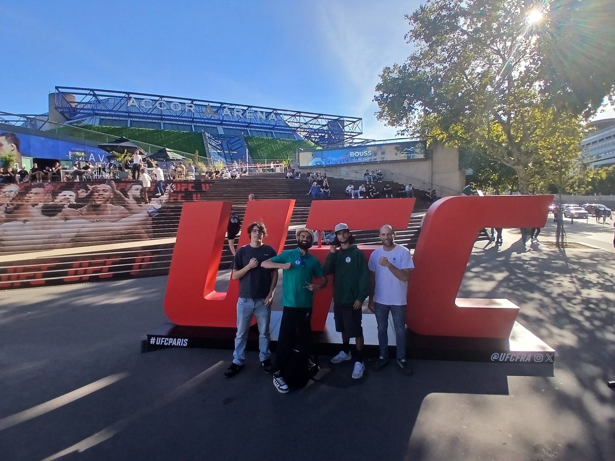 tessonjohan's tweet photo. Let's go Bangzers 💥📢🫂💚💪💪💪
Thanks to @vechainofficial  #VeFamatUFC #Vechain  #vefam #bestfam #BANGZ $VET 👊💥🫂💥👊 https://t.co/va4A65ccfD