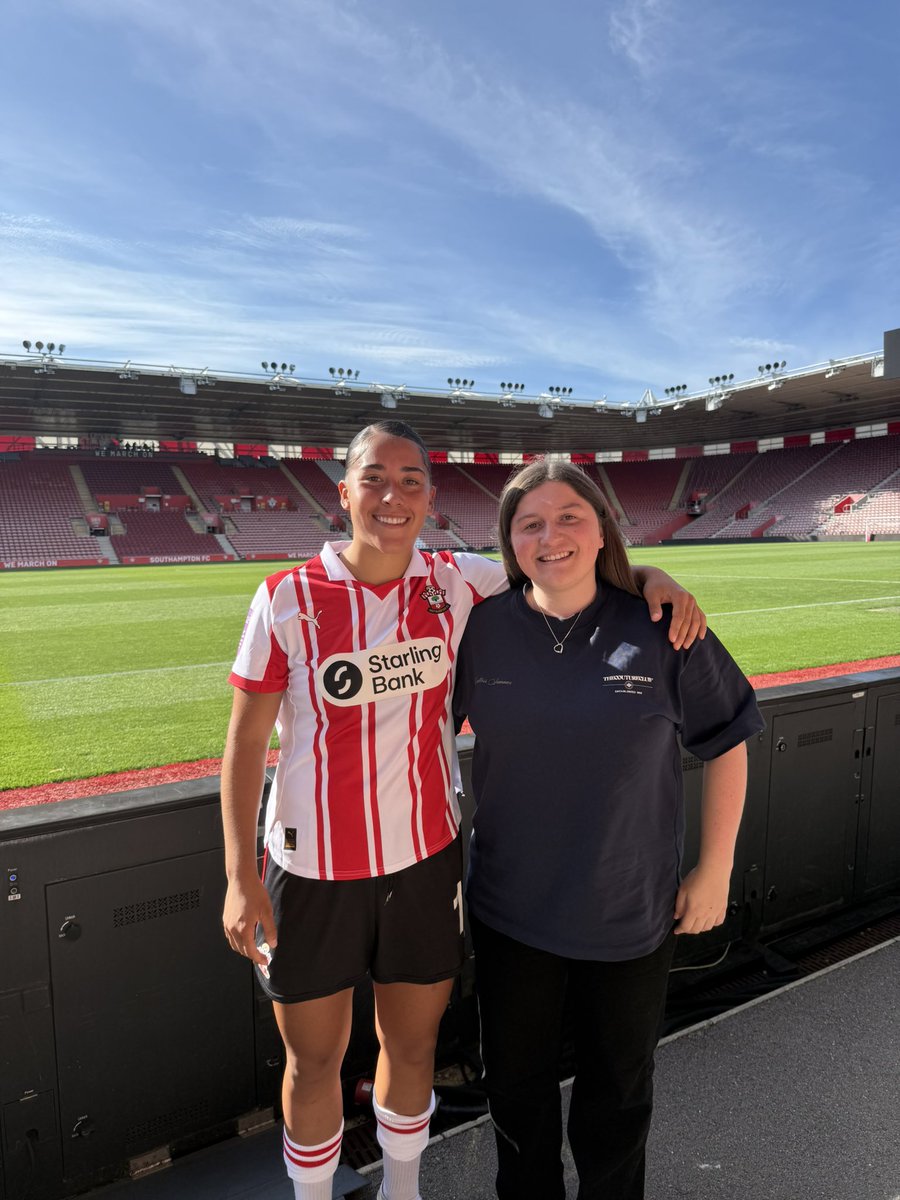 Freya Clothier (@freyaclothier) on Twitter photo Professional debut 🤝
3️⃣ points, a clean sheet & a <a href="/BarclaysWSL2/">Barclays WSL 2</a> debut, not a bad afternoon down South!
Proud of you Kiera! 🫶 Professional debut 🤝
3️⃣ points, a clean sheet & a <a href="/BarclaysWSL2/">Barclays WSL 2</a> debut, not a bad afternoon down South!
Proud of you Kiera! 🫶