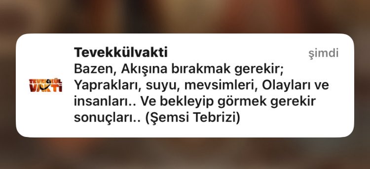 Geçen bir arkadaşımın hikayesinde görüp indirmiştim aq tam bana göre şeyler atıyor arada. Herkesin gördüğünü bir ben görememiyorum  diye yorumladım