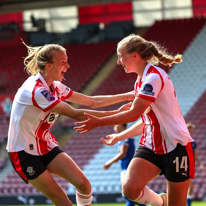 SaintsFCWomen's tweet photo. 4️⃣ Goals ⚽️
3️⃣ Points ✅
2️⃣ Debut scorers 🤩
1️⃣ PERFECT start 💯

That's our RECORD opening day win in the second tier! 😮‍💨