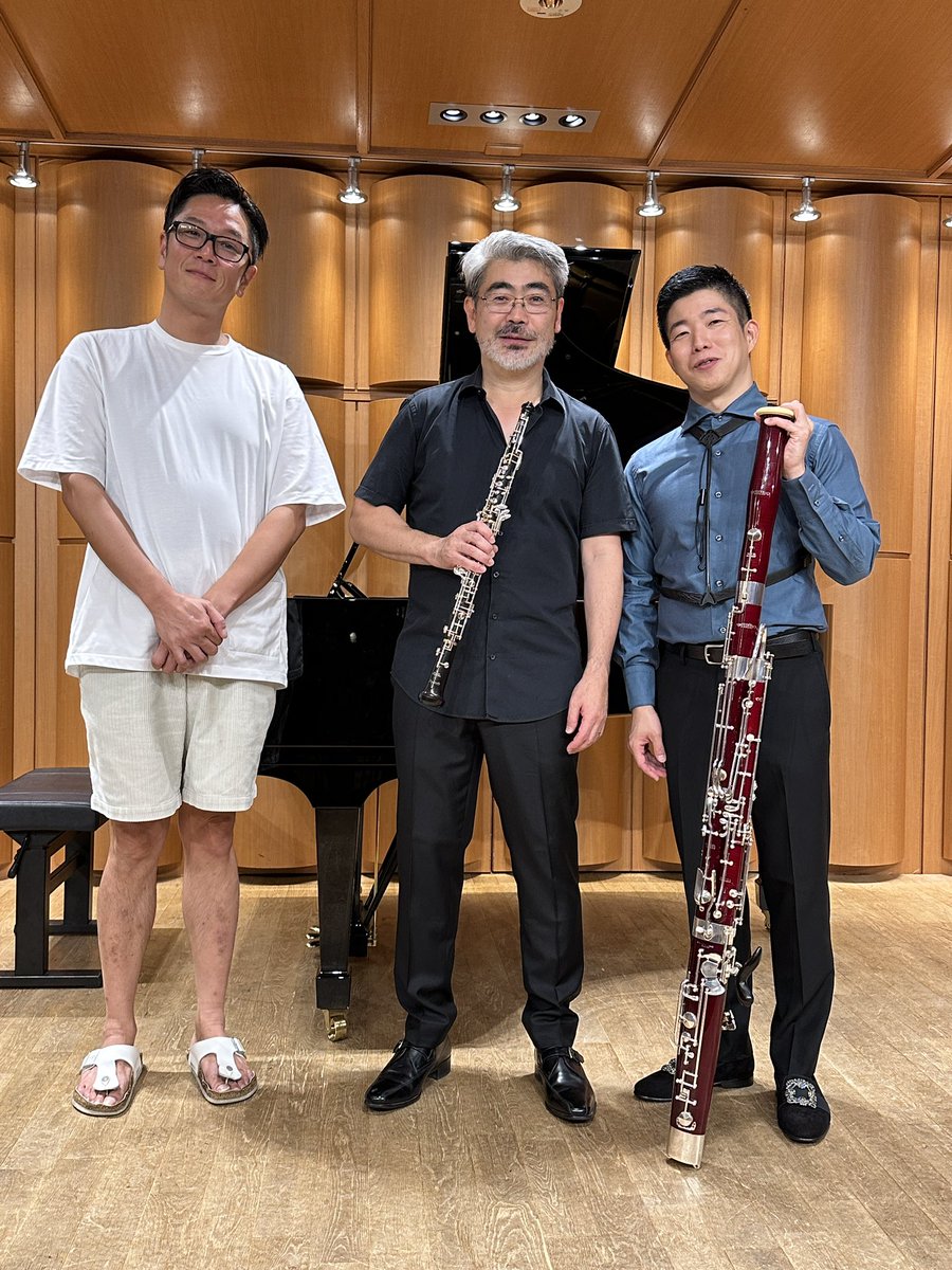 takhob2's tweet photo. 今まで経験したことのないような猛暑の夏のせいで熱中症に振り回された数日間でしたが今日なんとか無事に本番が終わりました🥵みなさま応援ありがとうございました。また新しいプログラムを発掘して登場いたします💪🙇 https://t.co/JzJnq3NPZL