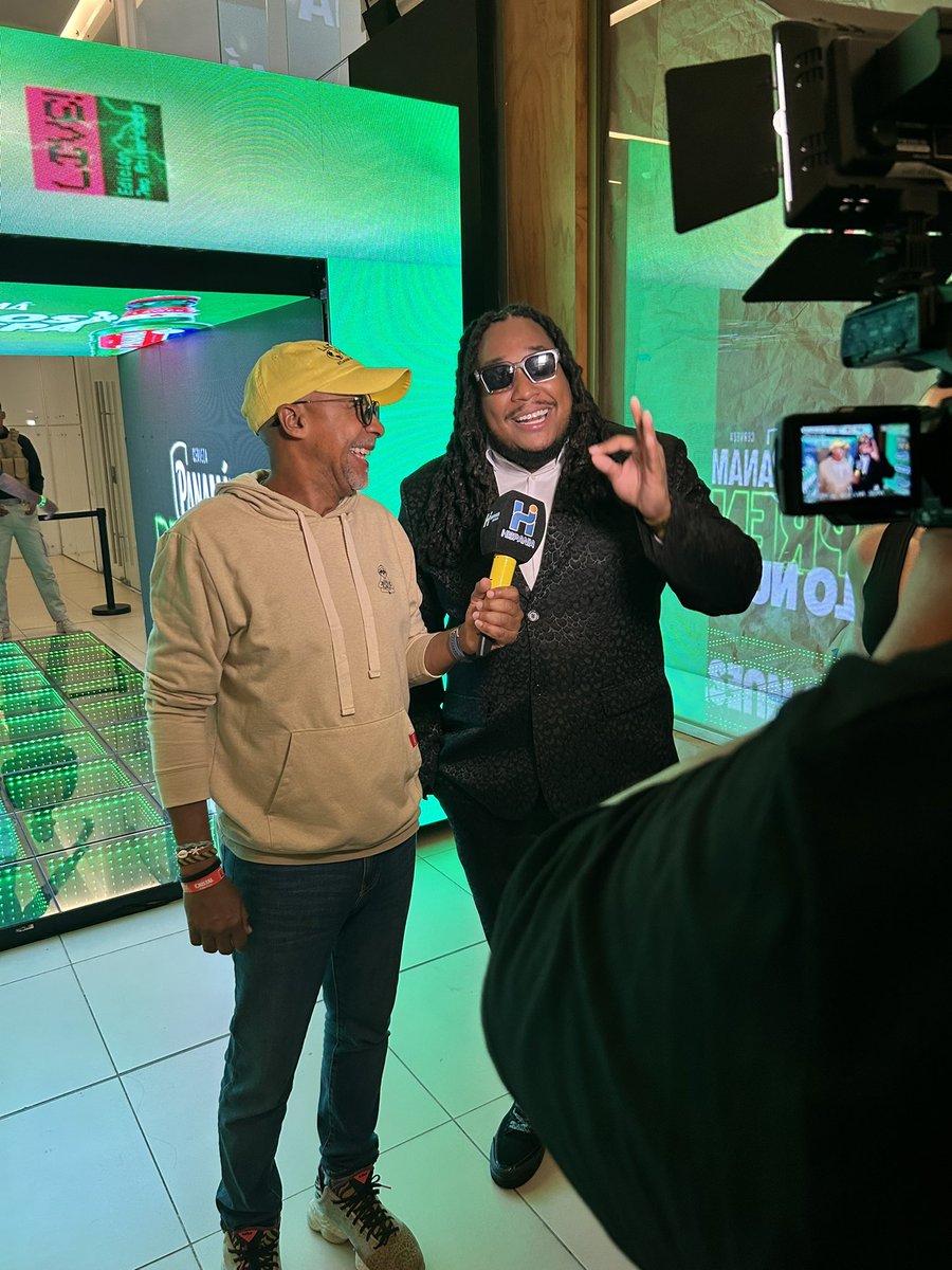 ElClosetPTY's tweet image. Hubo de todo y sobre todo música buena en el #7mo aniversario de @flowlamusica

Pronto el reportaje en @HispaniamediaTv 📺