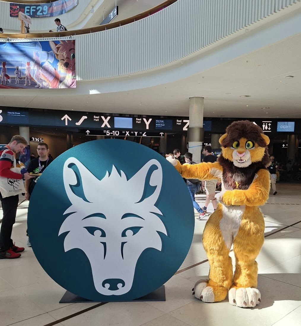 Zilvus's tweet photo. Last day of #Eurofurence #EF29, time flies when you’re having fun. Got a ton of photos to go through at home, so expect some more posts later next week!

Next stop: Reffurence… 🚂 https://t.co/YUTeD8a9yw