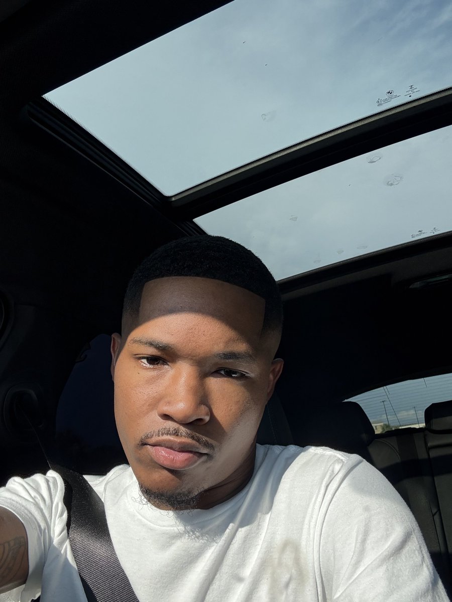 kellyprice. (@saditykell) on Twitter photo 