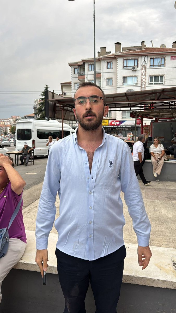 muratcanisildak's tweet photo. Demokrasi; eşitlik, adalet ve saygı üzerine kurulu bir süreçtir. Ne yazık ki bugün, bu temel değerlere gölge düşüren çirkin bir saldırıya tanık olduk. Seçim iradesini baskı altına almak ve şiddet yoluyla yönlendirmek, yalnızca arkadaşımıza değil, tüm demokratik sürece yapılmış bir saldırıdır.

Bizler şiddetin her türlüsünü reddediyor, bu olayı gerçekleştirenleri kınıyor ve sorumlular ile ilgili ilgili inceleme yapılarak  gereğinin yapılması gerektiğini vurguluyoruz. Demokratik mücadelemizi yılmadan, korkmadan sürdüreceğiz. 

@herkesicinCHP 
@mertsahins06 
@EnsarAytekin10 
@gulciftci
