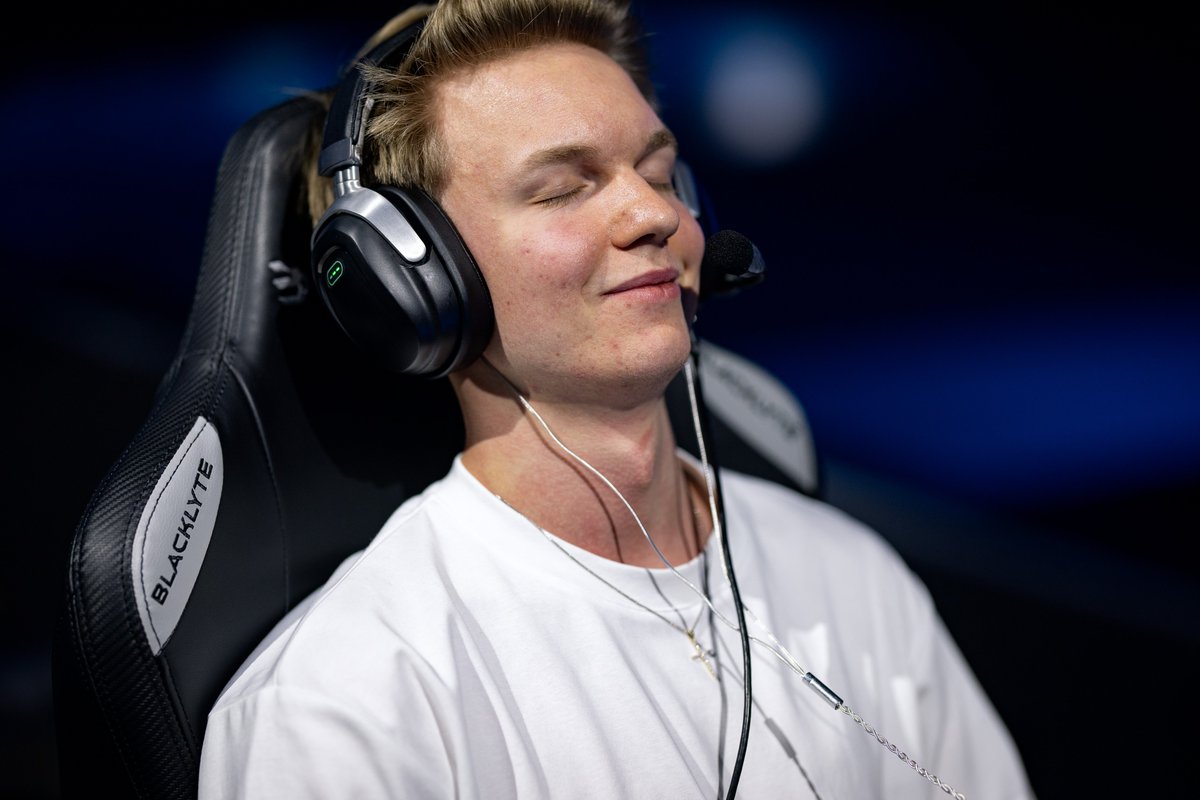 FNCompetitive's tweet image. it's a classic