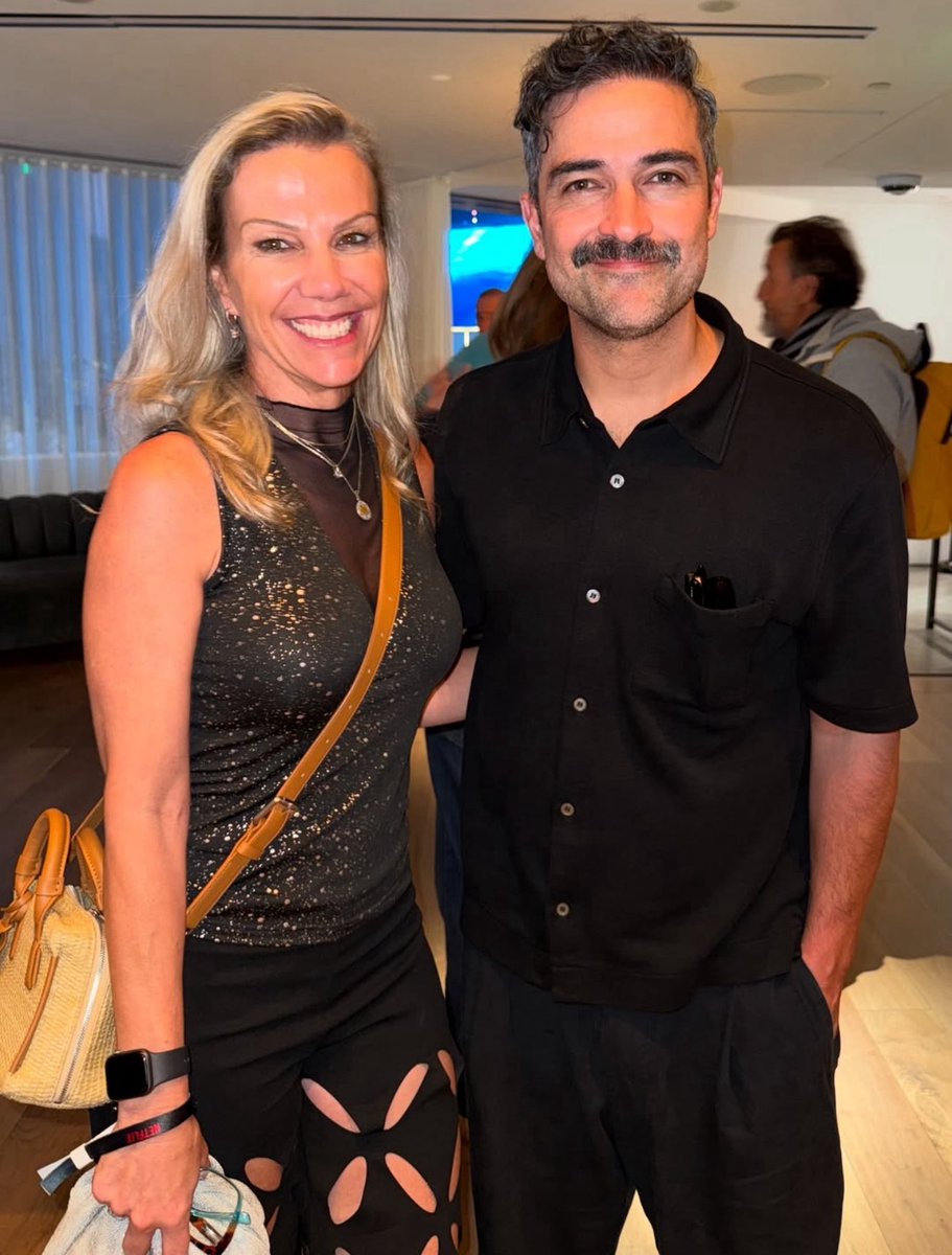 Alfonso Herrera estará no Brasil em novembro para a COP30 em Belém como Embaixador da Boa Vontade da ACNUR (ONU). A jornalista Cleide Klock revelou a novidade em LA, durante convivência sobre sua nova série Las Muertas, que estreia dia 11/9 na Netflix 🎬🔥

#AlfonsoHerrera #RBD