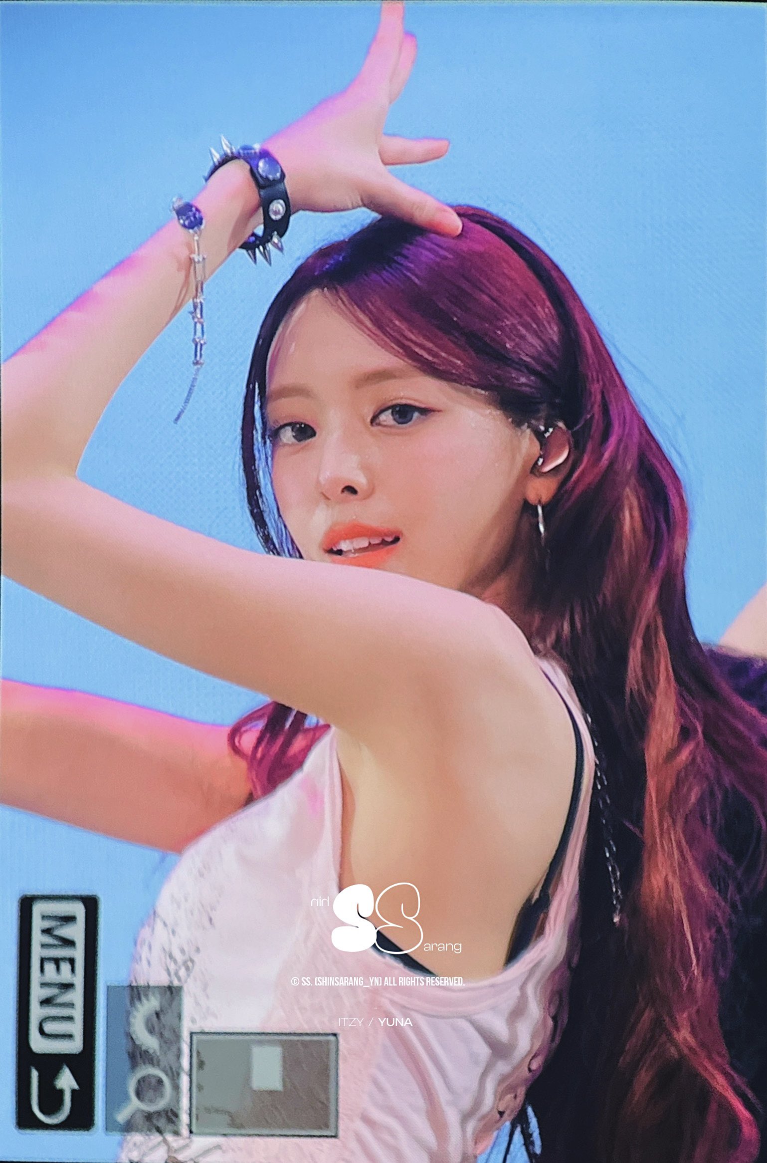 유나 (@ITZY_yunaaa1209) / X