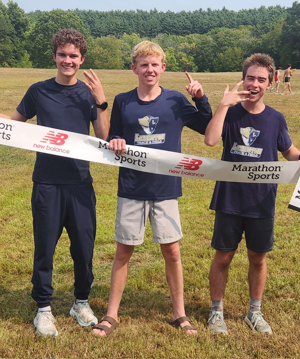 Lexington Cross Country - Track & Field (@minutemenxctf) on Twitter photo What a way to start off XC!!! JR Callie Glenn, SO Ella Tyson & SO Janie Conrad go from wire-to-wire to take the 🏆 at Clipper Relays. Not to be outdone, JRs Holden Cassity, Owen Ross, and Alden Hall come from behind on the last leg of the 3x2mile relay to earn🥇 #LexGo #LexXC What a way to start off XC!!! JR Callie Glenn, SO Ella Tyson & SO Janie Conrad go from wire-to-wire to take the 🏆 at Clipper Relays. Not to be outdone, JRs Holden Cassity, Owen Ross, and Alden Hall come from behind on the last leg of the 3x2mile relay to earn🥇 #LexGo #LexXC