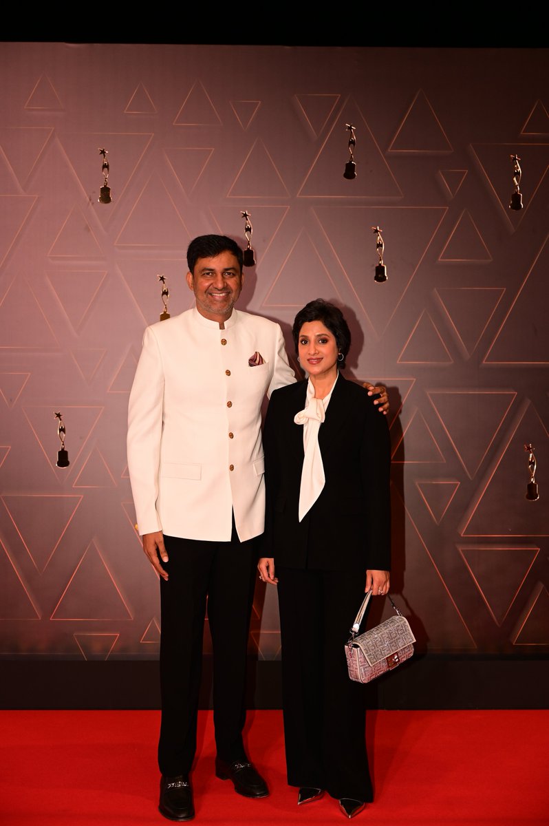 siima's tweet photo. Power moves on the red carpet — @vishinduri   @BrindaPrasad1  set the tone for a night to remember.

Dubai Local Partner: #Truckersuae 
#NEXASIIMA #SIIMAinDubai #SIIMA2025 #NEXA #Airtel #Swastiks #HonerHomes #SouthIndiaShoppingMall #BigC #EaseMyTrip #adityaramchairman #Budbee #SMAAX #LaNima #NEXAExperience #createinspire  @ConfidentGroup1  @adityaram_chairman @adityaramproperties @easemytrip