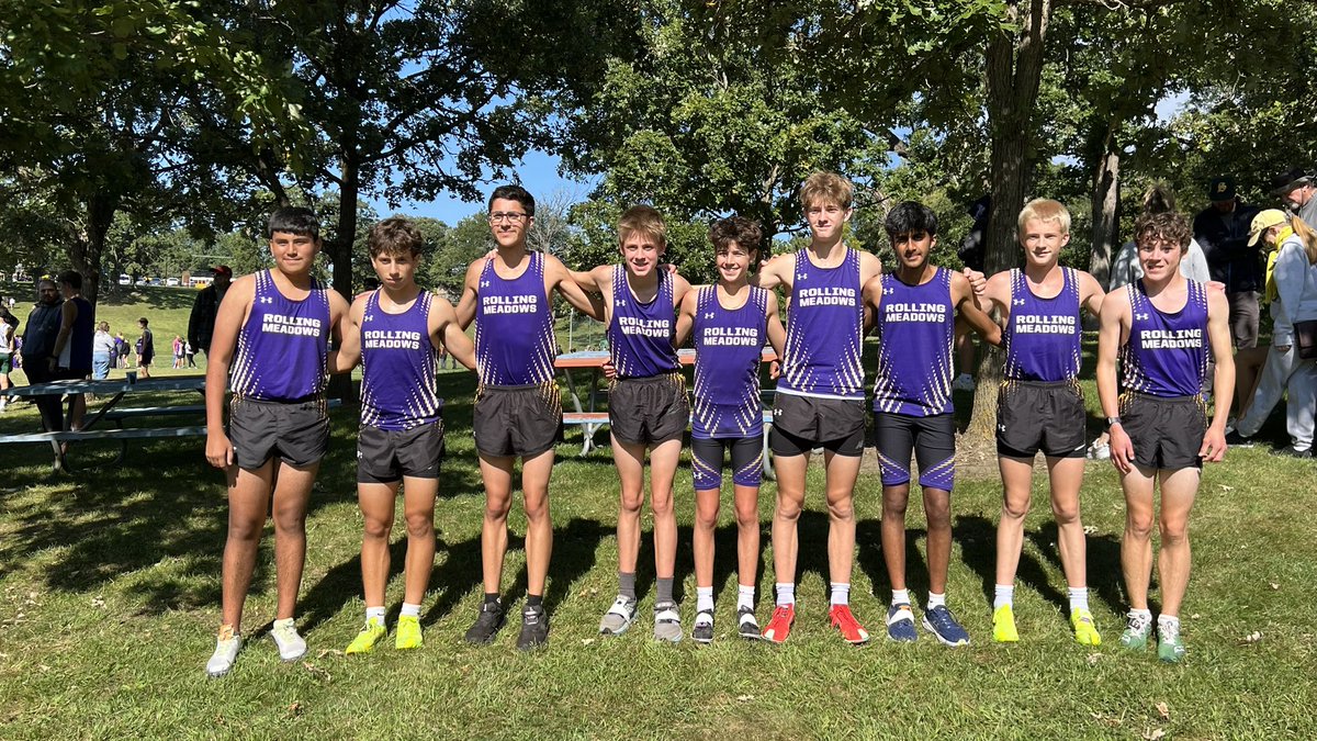 jjsendelbach's tweet photo. @RMHSBOYSXCTF - Every day is the perfect day to get out and run! RMHS proudly hit the trails at Veteran Acres Park in Crystal Lake, embracing the challenge and enjoying the journey. https://t.co/sTtHE1Bm0B