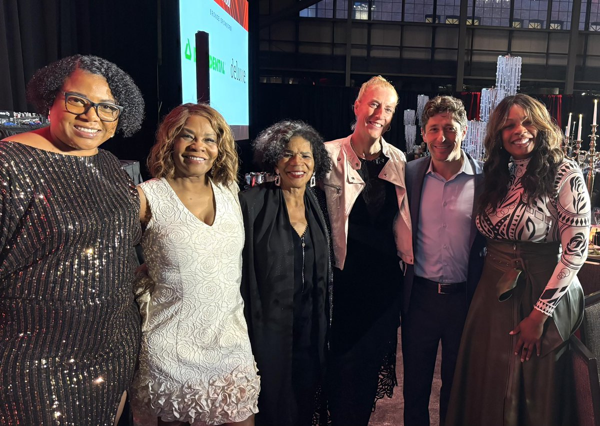 MayorFrey's tweet image. A century of breaking barriers, building bridges, and raising the bar. Congrats to Urban League Twin Cities on 100 years of impact — here’s to the next 100.