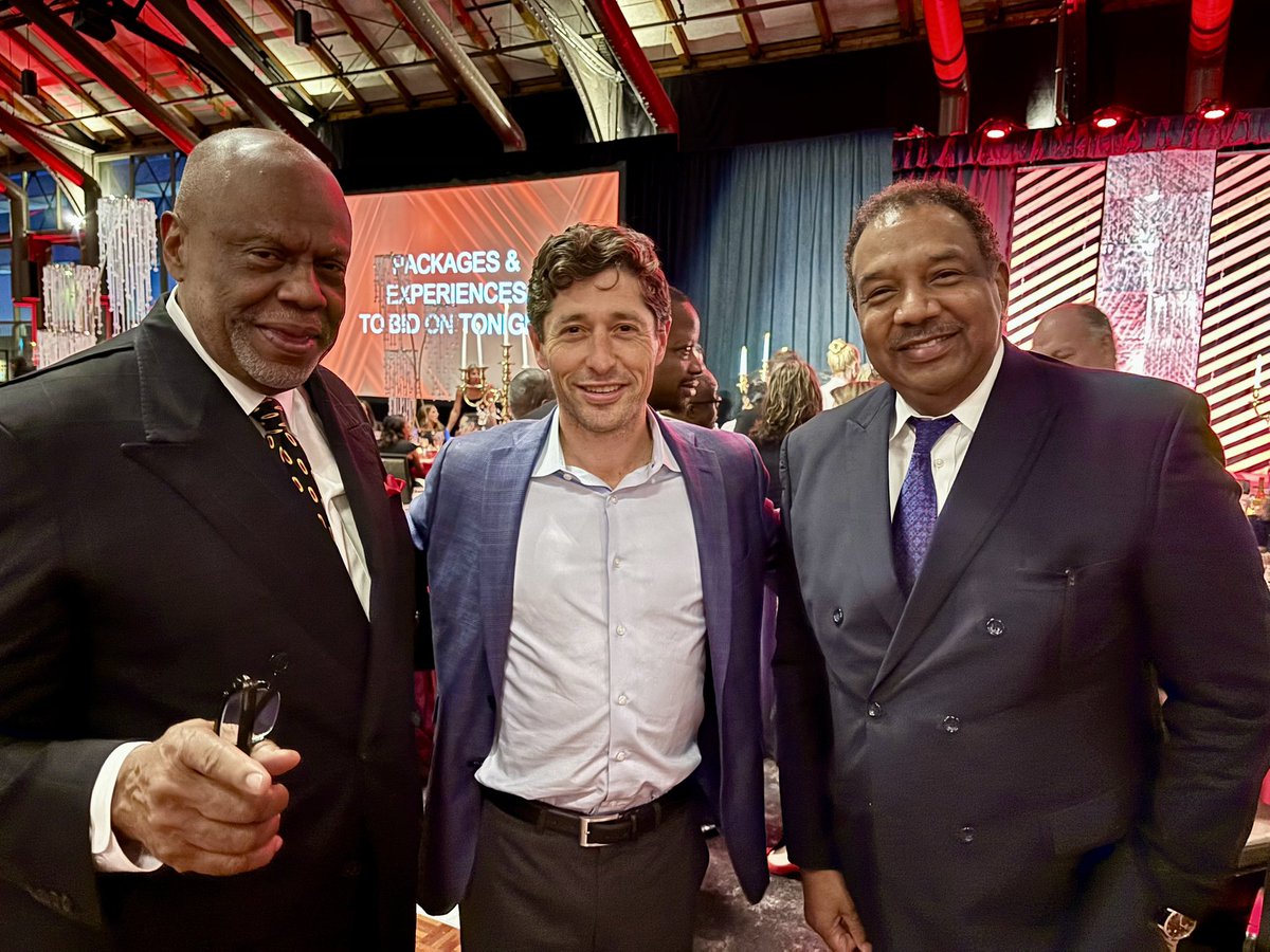 MayorFrey's tweet image. A century of breaking barriers, building bridges, and raising the bar. Congrats to Urban League Twin Cities on 100 years of impact — here’s to the next 100.