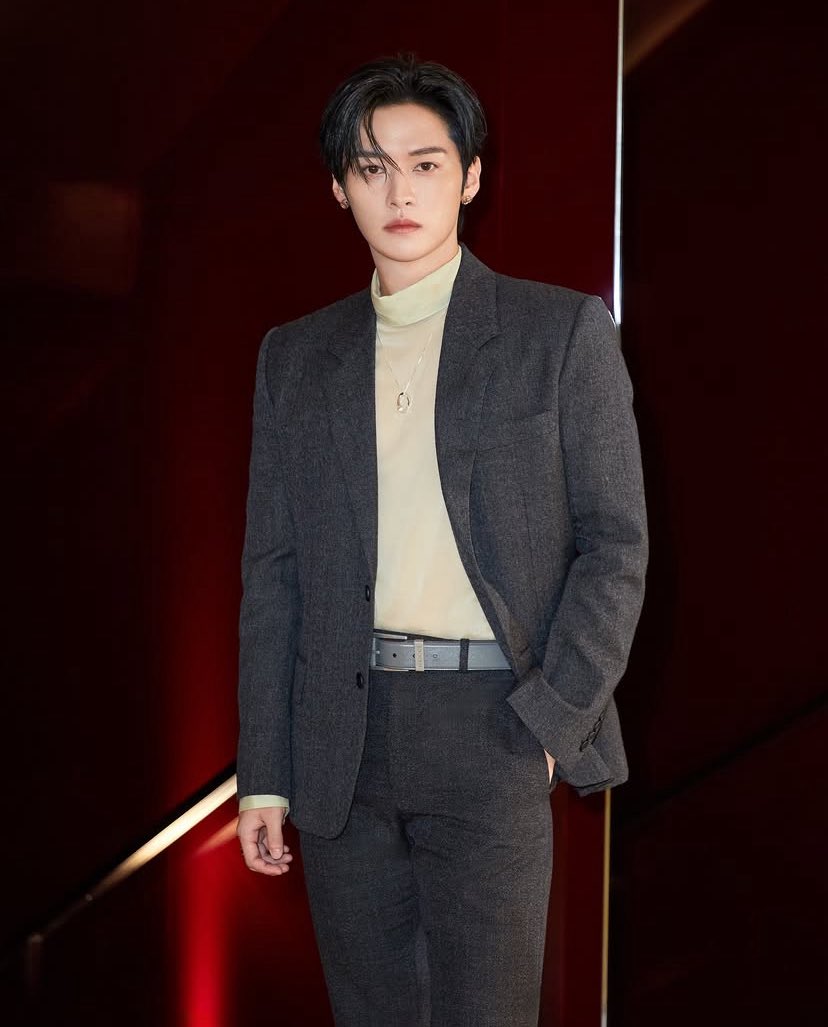 leeknoways's tweet photo. A suit cut for more than the night. Formal isn’t stiff when it carries weight like sharp lines, steady presence, silence that owns the room. https://t.co/Uni2TpWqyh